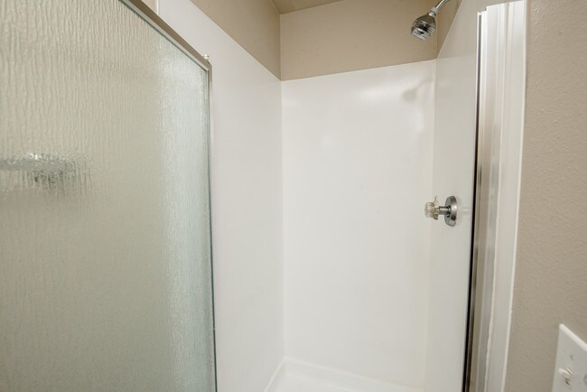 Building Photo - Crosspointe