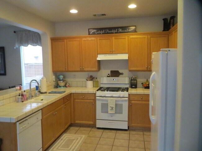 Foto del edificio - 4125 Pathway Ln