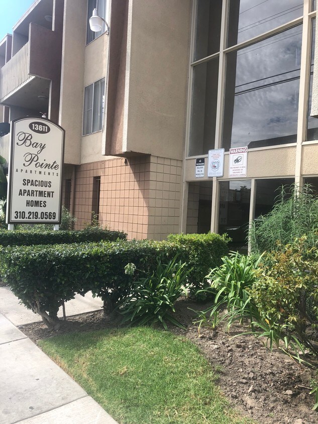 Bay Pointe Apartments Hawthorne, CA