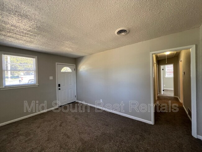 Foto del edificio - 2277 Zanone Ave