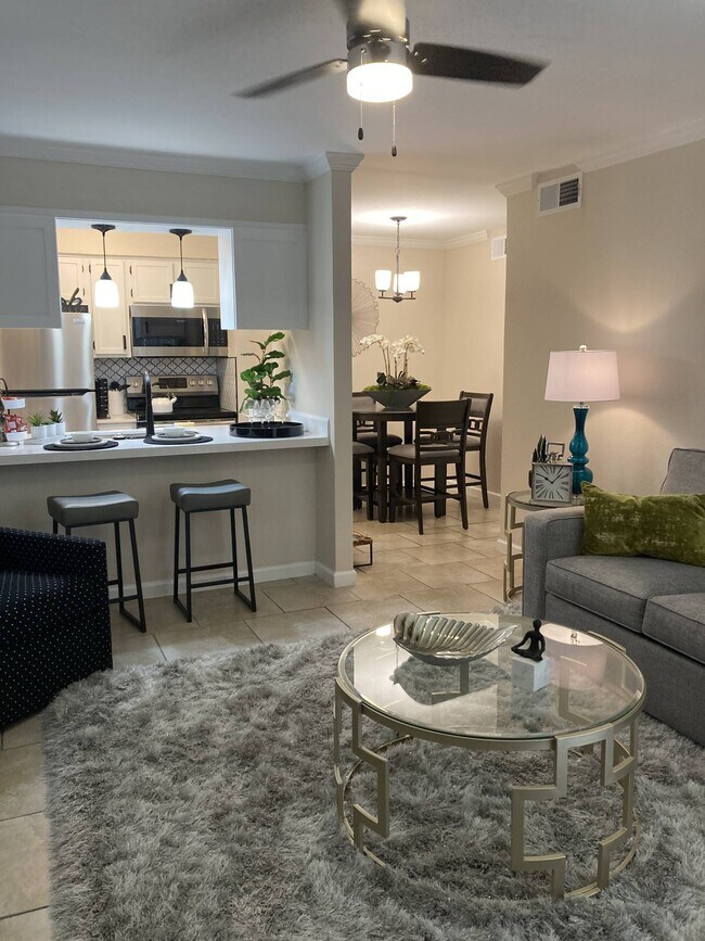 Meadows Crossing Apartments Apartments 8175 Meadow Rd Dallas, TX