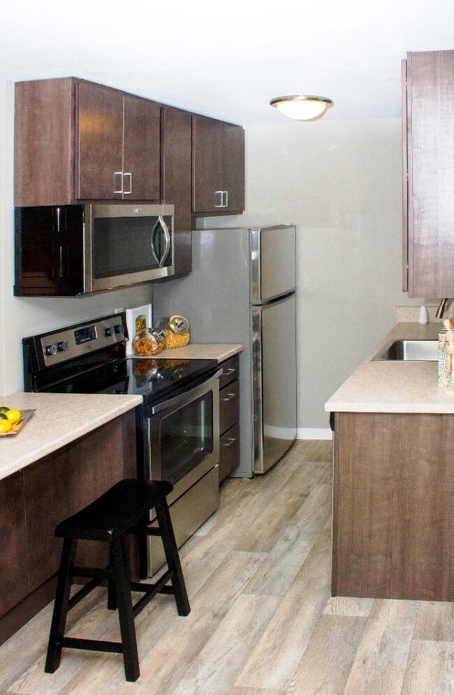 Foto del edificio - 410 6th St SE