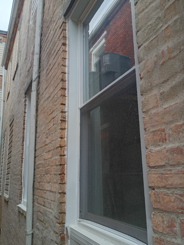 Building Photo - 2554 Hollins St