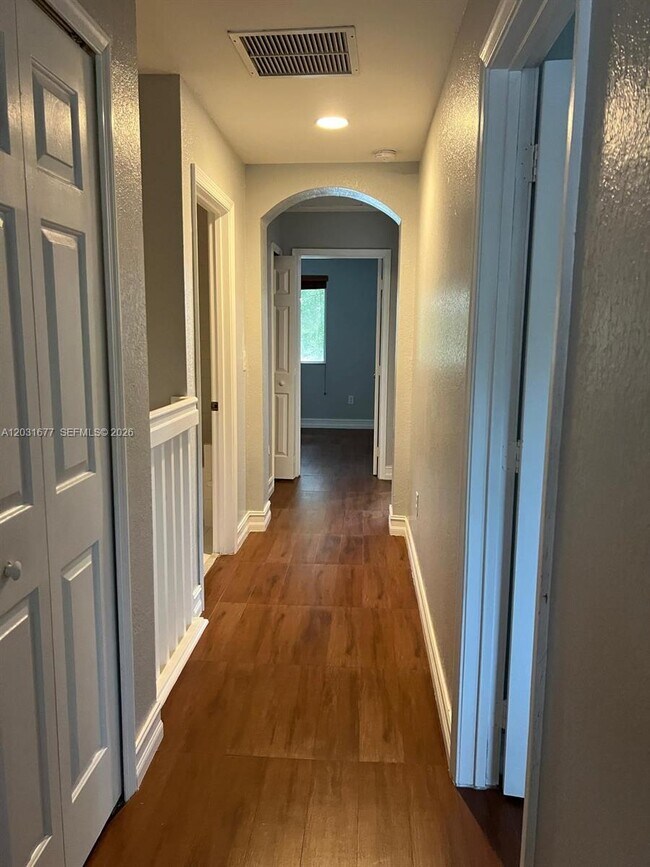 Foto del edificio - 2606 SE 15th Pl