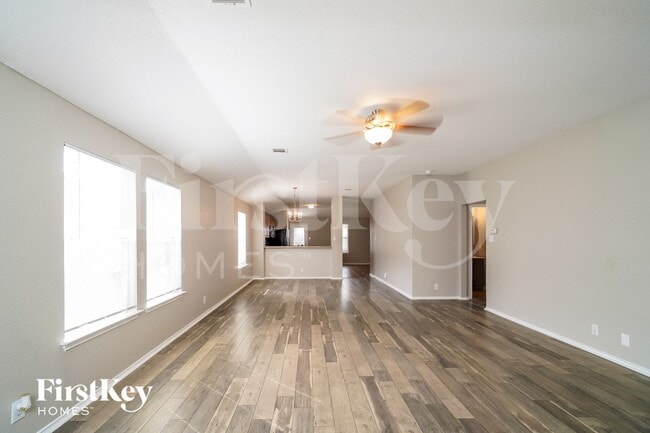 Foto del edificio - 344 Cattle Run