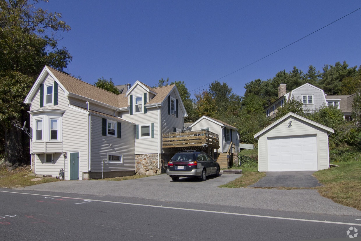 162 Summer St, Manchester, MA 01944 Apartments in Manchester, MA