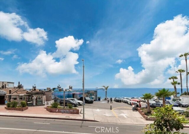 Primary Photo - 577 S Coast Hwy