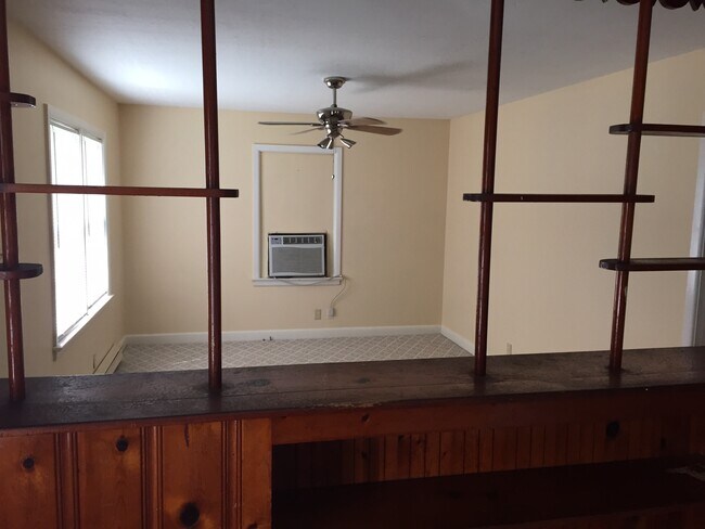 202 Living room - 202 Bartlett Ave