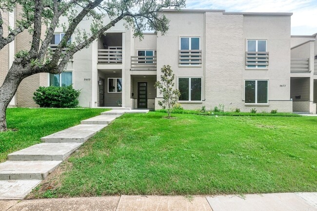 Photo - 9471 Timberleaf Dr Townhome