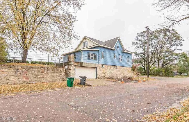 Foto del edificio - 3 br, 2 bath House - 511 7th Street North