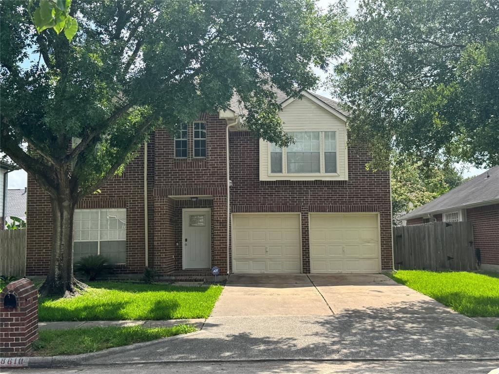 Foto principal - 18810 Timber Way Dr