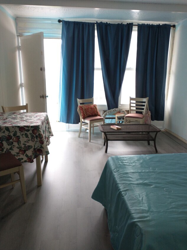Foto principal - 7 45th St