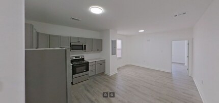 Building Photo - 6459 N 16th St