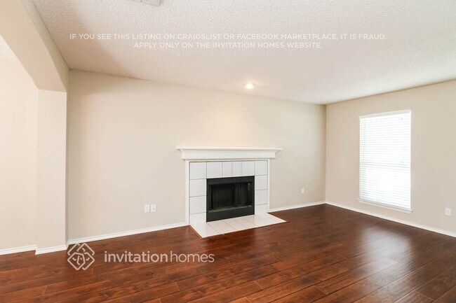 Building Photo - 703 Meadowgate Dr