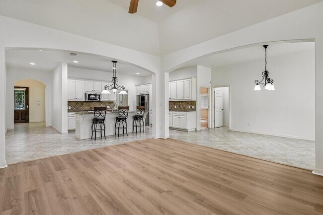 Building Photo - 2019 Westvalley Pl