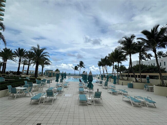 Foto del edificio - 2501 S Ocean Dr