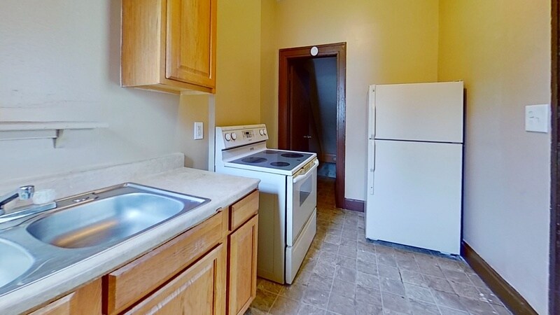 Foto principal - 798 E Whittier St