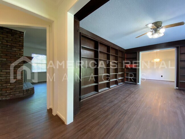Foto del edificio - DEPOSIT PENDING! Home for Rent in Hoover! ...