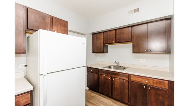 Foto del edificio - 2414 N Kilbourn Ave
