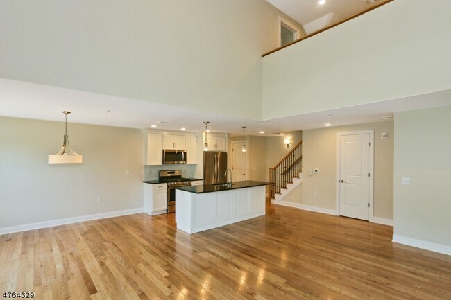 Foto del edificio - 22 Grove Ave