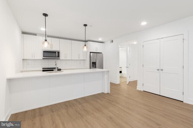 Foto del edificio - 1335 N Marston St