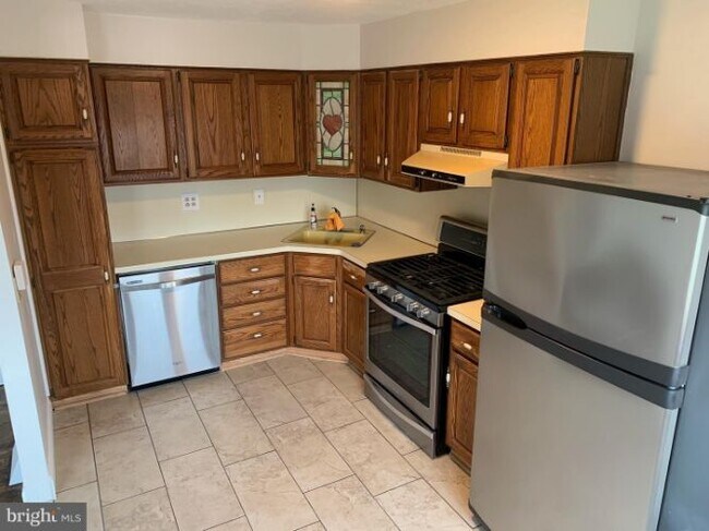 Foto del edificio - 12425 Dunks Ferry Rd