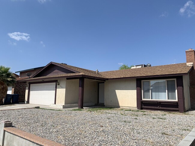 Building Photo - 3545 Moraga Dr