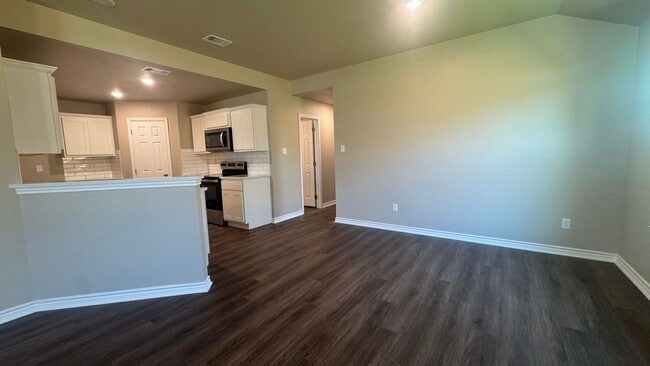 Building Photo - 1618 Pima Trail