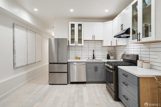 Foto del edificio - 202 (17-19 Card Aly)