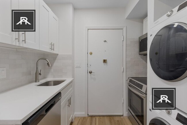 Building Photo - 1 bedroom in Boston MA 02116