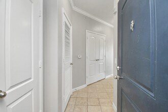 Building Photo - 6777 Sommerall Dr