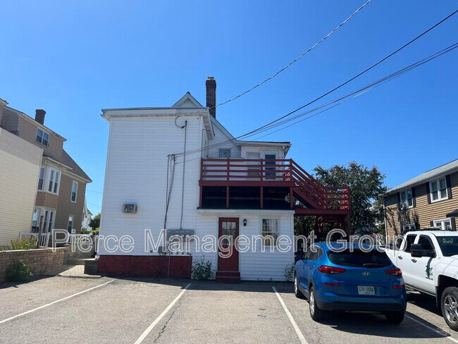 Building Photo - 636 Summer St