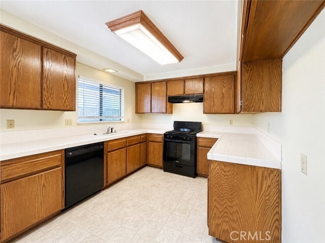 Foto del edificio - 330 W Mountain View Ave
