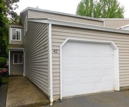 Building Photo - 4001 12th St SE