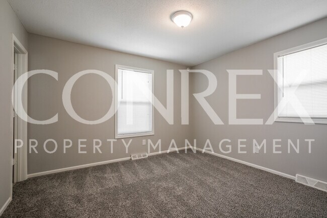Foto del edificio - 2504 NW 4th St