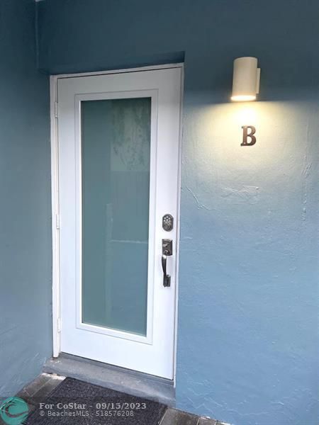 Foto del edificio - 1107 NW 7th Ave