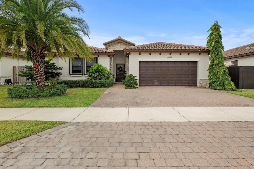 Foto principal - 22922 SW 128th Pl