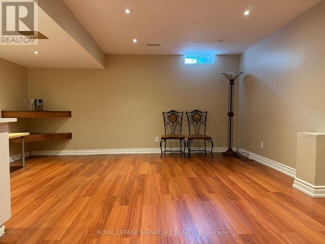Building Photo - 5630 Longboat Ave