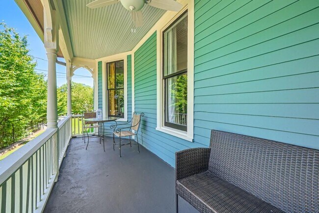 Foto del edificio - 964 Oglethorpe Ave SW