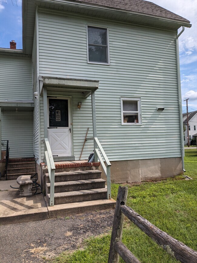 Entrance to Apartment B - 1119 Almond Rd