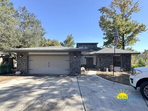 Building Photo - 306 Curacao Way