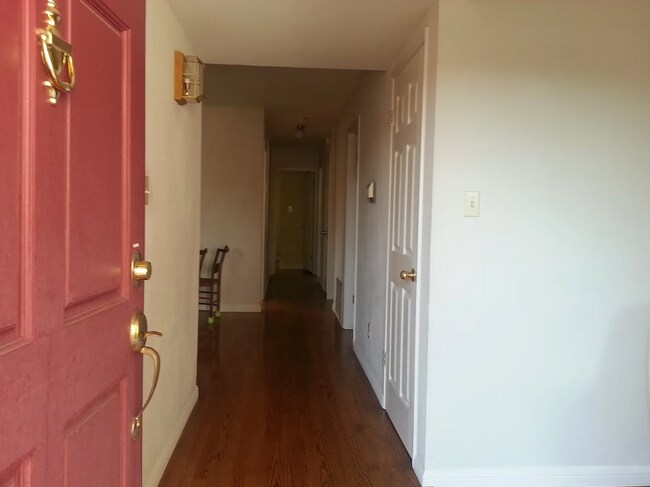 Building Photo - 435 Calero Ave