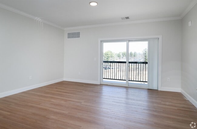 Building Photo - 74 Rockingham Rd