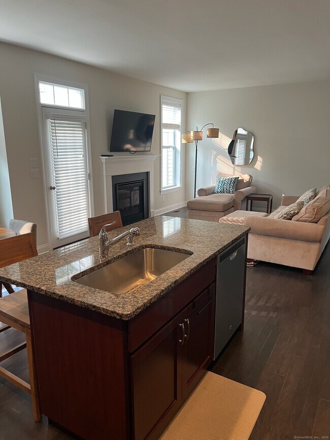 Foto del edificio - 11 Arrowwood Ct