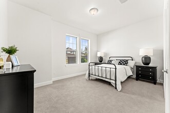 Building Photo - 9606 Pink Blossom Ct