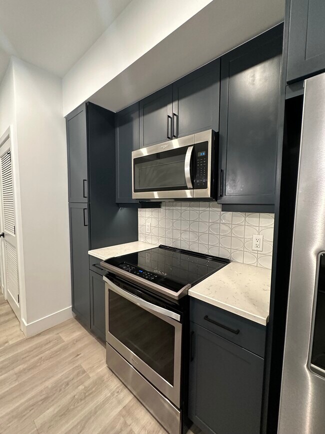 Foto del edificio - 79 NW 31st St