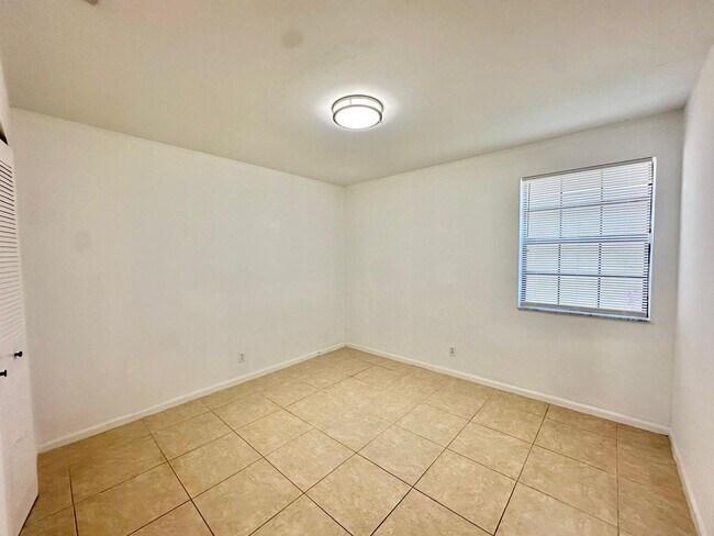 Foto del edificio - 3170 Leewood Terrace