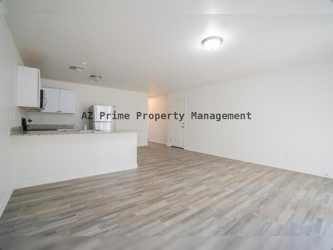 Foto del edificio - 225 W Dewey Ave