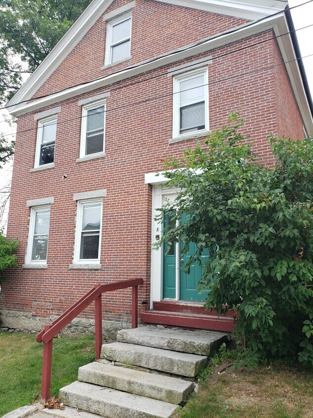 Primary Photo - 150 Centre St