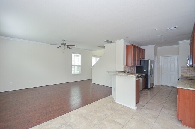 Foto del edificio - 24542 Folkstone Cir